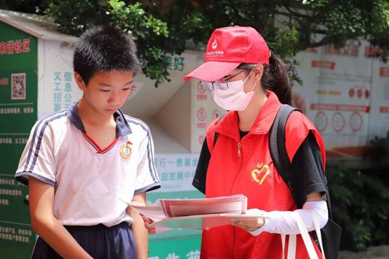 說明: C:\Users\Administrator\Desktop\照片\2.開展宣講活動.jpg