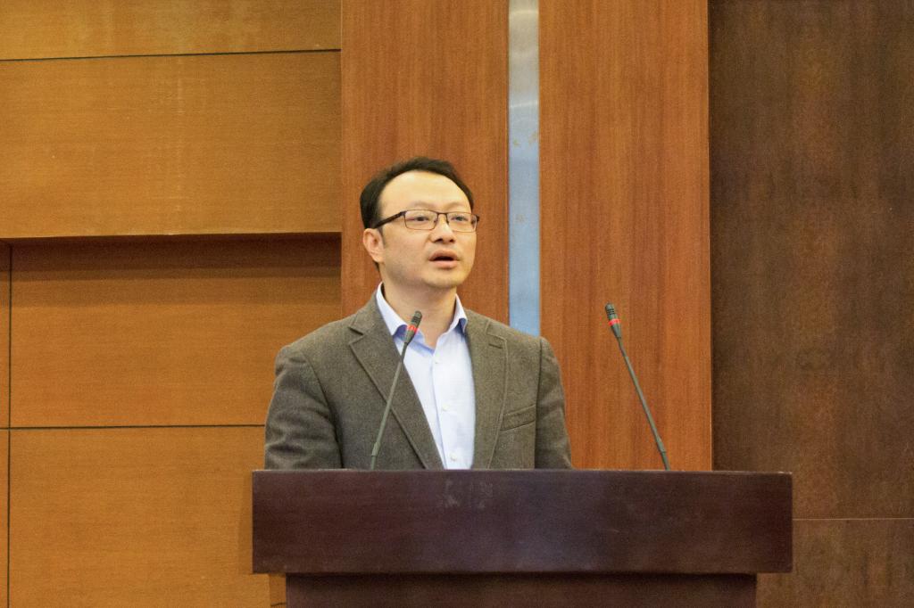 繼續(xù)教育學(xué)院調(diào)研 135F9